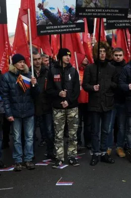 Кому в РФ жить хорошо? Коммунисты и мусульмане при поддержке чиновников вышли на митинг «Антимайдан»