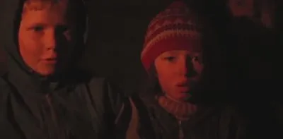 Русские дети Донбасса в подвалах: На вылет свинец прошивает Донецк, а России всё нет!