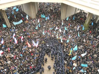 О том, как переписывают историю воссоединения России с Крымом