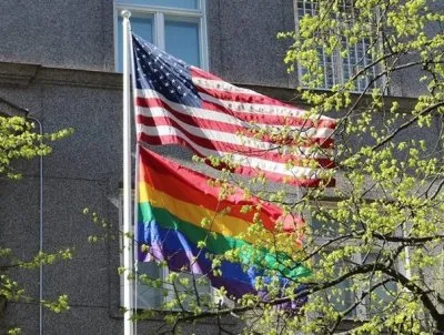 США поддерживает ЛГБТ