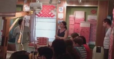 Традиционное узорное ткачество