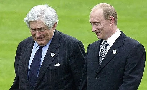 Путин вводит электронное рабство по поручению Мирового Правительства