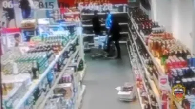 Охранник-кавказец магазина "Пятёрочка" избил покупателя