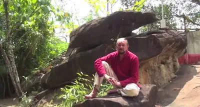 Сундаков. Материальны ли деньги