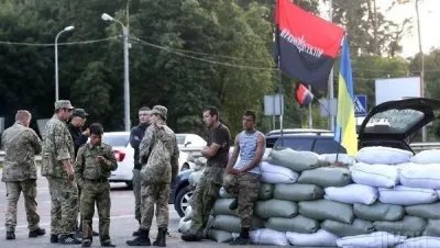 Вести Нового Хазарстана: укро-татары блокируют Крым, укро-чеченцы танцуют лезгинку на российском флаге