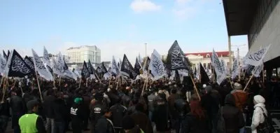 Преступность мигрантов: в Москве задержано 100 исламистов, в Подмосковье мигранты сожгли женщину, в Санкт-Петербурге прохожие задержали мигранта-насильника