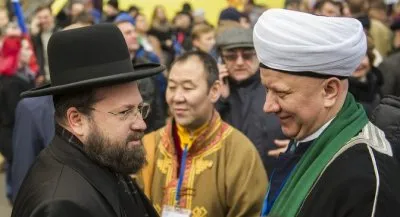 Главные лозунги запутинского марша: "когда я свалю домой", "наконец валю отсюда"