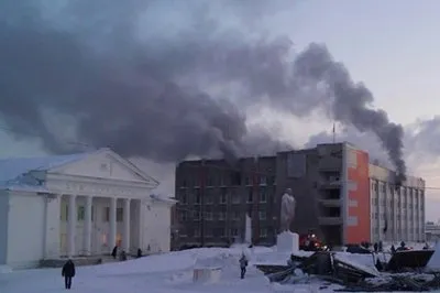 Дед сжёг трёх чиновников за нахальное отношение и издевательства