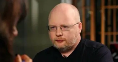 Крылов: нынешняя РФ с антирусской политикой не сможет стать центром объединения русского народа