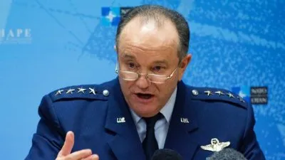 Генерал Бридлав обвинил Россию в использовании кризиса с мигрантами для подрыва единства ЕС