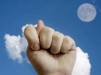 А за что русским каяться?!