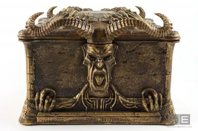 ЕЁ ВЕЛИЧЕСТВО ФИНАНСОВО-ПОЛИТИЧЕСКАЯ ТЕХНОЛОГИЯ И БУРЕВЕСТНИКИ ИЗ ЖЁЛТОГО ДОМА