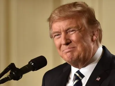 Дональд Трамп планирует исключить патриотов белой расы из потенциальных экстремистов