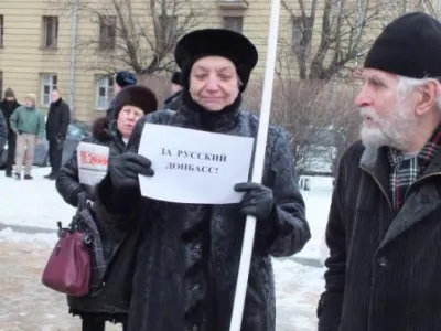 ПИКЕТ У УКРАИНСКОГО КОНСУЛЬСТВА В ПИТЕРЕ