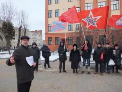 ПИКЕТ У УКРАИНСКОГО КОНСУЛЬСТВА В ПИТЕРЕ