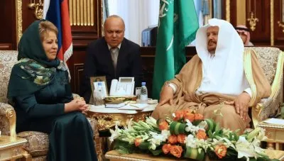 Как Матвиенко и Меркель в Саудовскую Аравию ездили