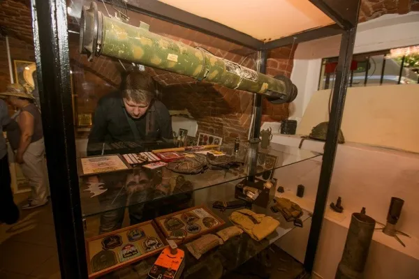 Писатели в музее Воинской доблести Донбасса