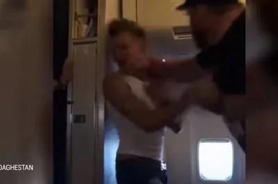 Гомик получил в морду за оскорбления русских