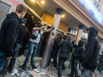 Почему протестующие на G20 интернационалисты не могут быть антиглобалистами