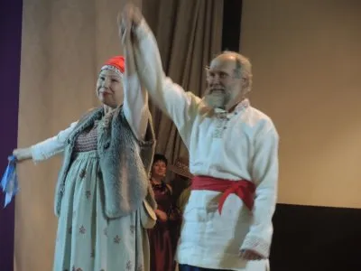 ОСЕННИЙ РОМАНС НА ПРИАМУРСКИХ ПОДМОСТКАХ