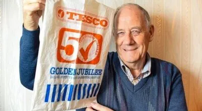 Британец использует один и тот же пакет 34 года