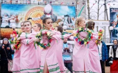 ВЕСЕННИЙ ПРАЗДНИК НА ЗЕМЛЕ И НА НЕБЕ