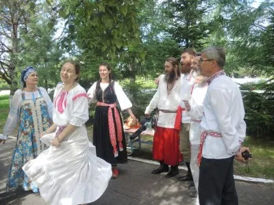 ЖИВАЯ ТРАДИЦИЯ НА АВАНСЦЕНЕ «СОЗВЕЗДИЯ»