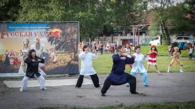 ДЕТСКИЙ ВЗГЛЯД НА ВЗРОСЛУЮ УДАЛЬ. И ВЗРОСЛЫЙ НА ДЕТСКУЮ