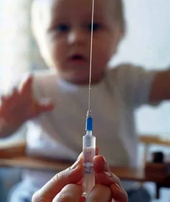 Почему матери защищают своих детей от прививок?