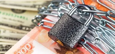 В РФ заблокировали банковские счета самозанятых граждан