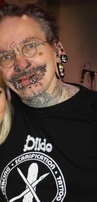 Клеймо раба как один из способов расчеловечивания