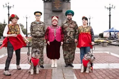 Ненастный четверг с хороводным сюрпризом