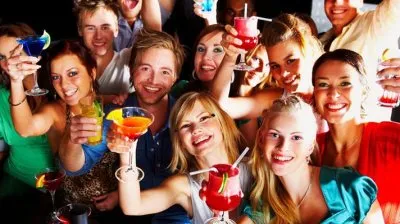 Молодежь дичает и деградирует