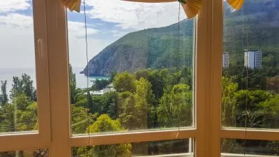 Зачем покупать квартиру в Крыму?