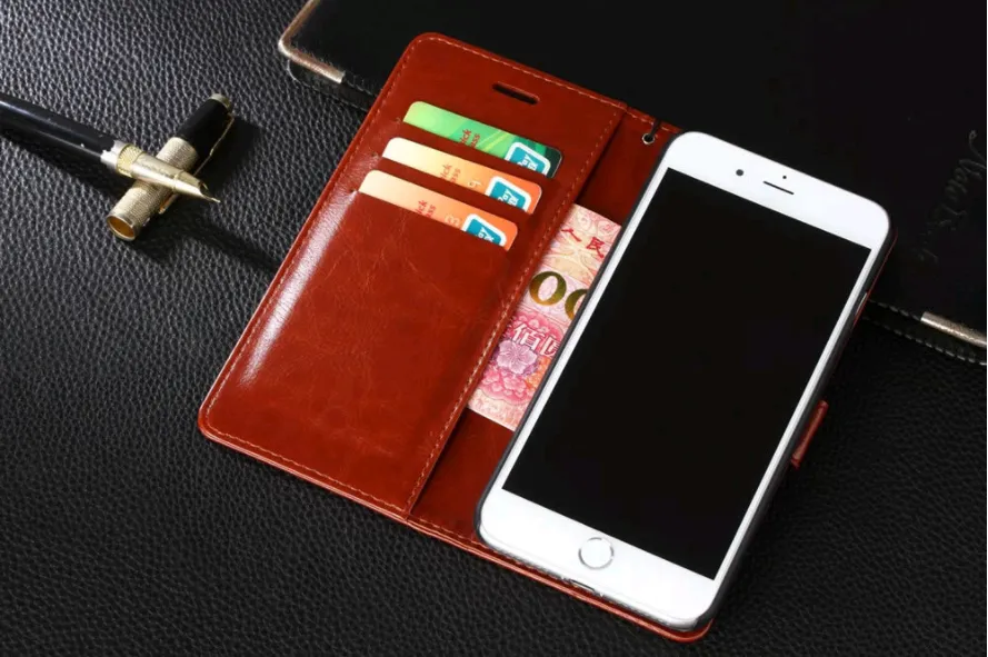 Плюсы и минусы чехлов для iPhone: какие лучше