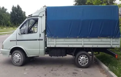 Разновидности покрытий для перевозки грузов и других нужд: тенты и пологи