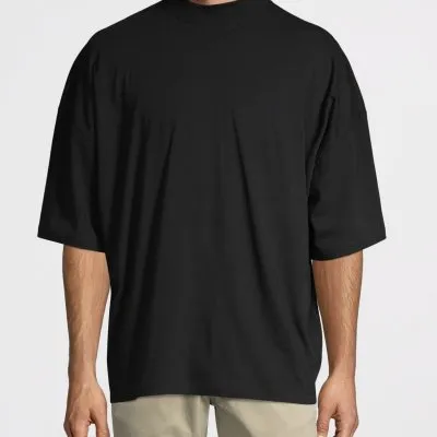 Как выбирать и носить мужские футболки oversize: специфика и плюсы одежды