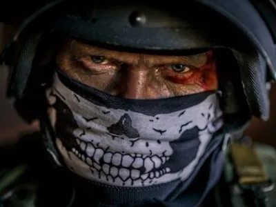 Наденьте намордники и молчите!