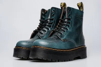 Dr Martens - как ухаживать за обувью поколения?