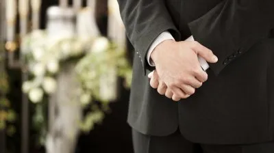 Как убедиться в профессионализме ритуального агента?